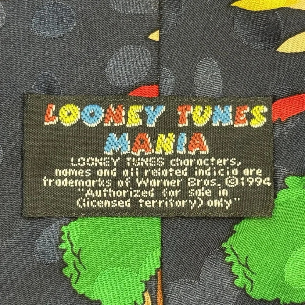 Looney Tunes Mania‎ 1994 100% Silk Vintage Neck Tie Bugs Bunny Tweety Taz